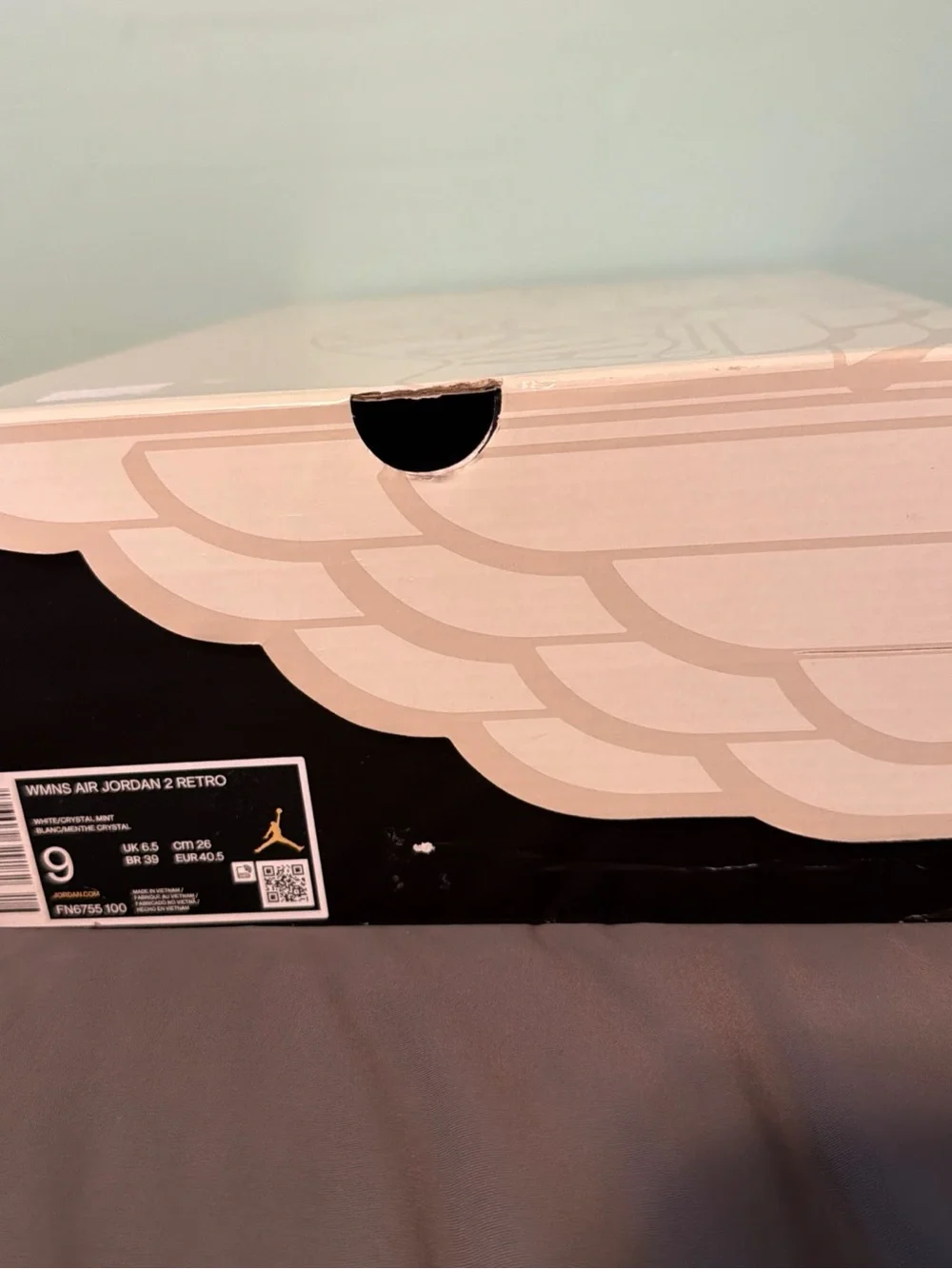 Air Jordan 2 Retro - Women’s 9 *BRAND NEW*